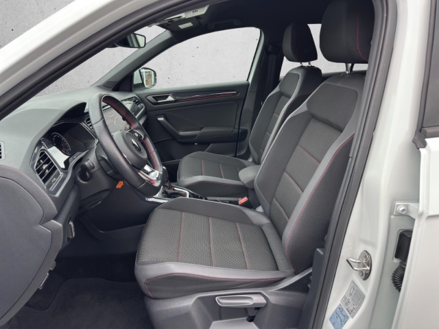 T-Roc Sport 1.5 TSI DSG*AHK*Navi*LED*ACC*