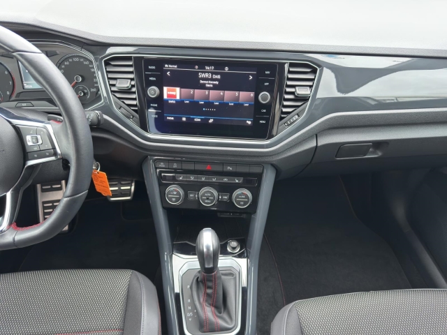 T-Roc Sport 1.5 TSI DSG*AHK*Navi*LED*ACC*