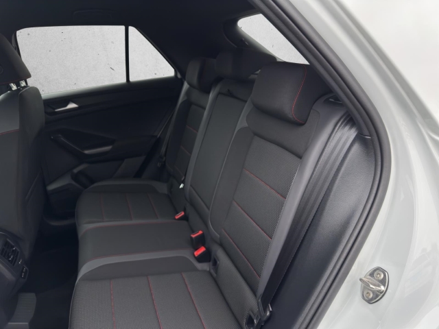 T-Roc Sport 1.5 TSI DSG*AHK*Navi*LED*ACC*