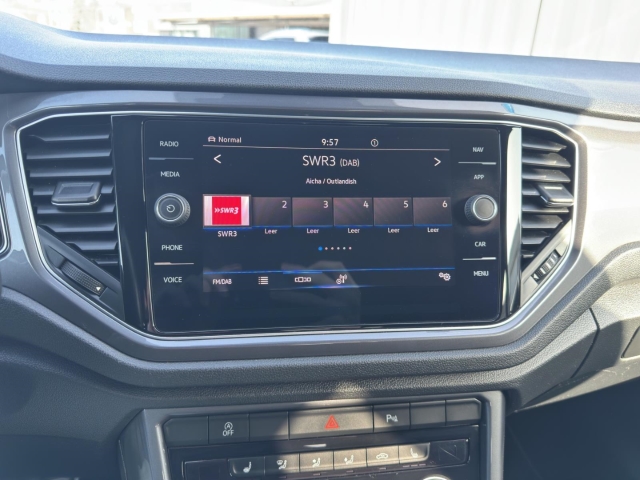 T-Roc Sport 2.0 TSI 4Motion DSG*AHK*Navi*LED*ACC