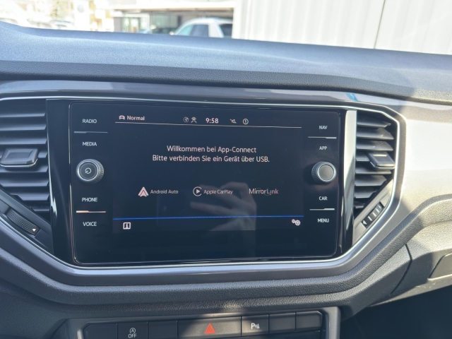 T-Roc Sport 2.0 TSI 4Motion DSG*AHK*Navi*LED*ACC