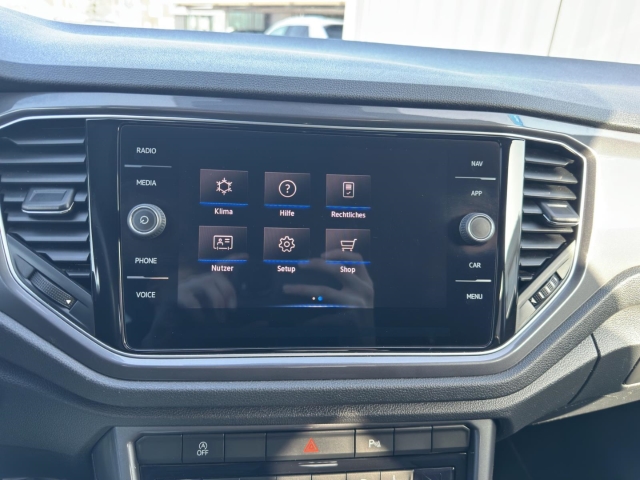 T-Roc Sport 2.0 TSI 4Motion DSG*AHK*Navi*LED*ACC