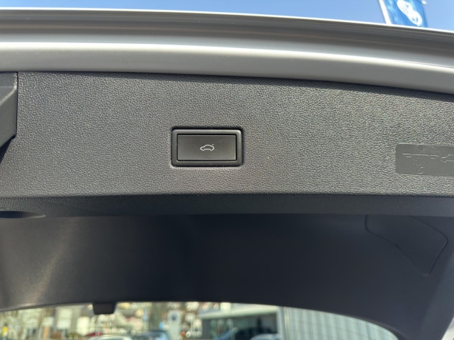 T-Roc Sport 2.0 TSI 4Motion DSG*AHK*Navi*LED*ACC