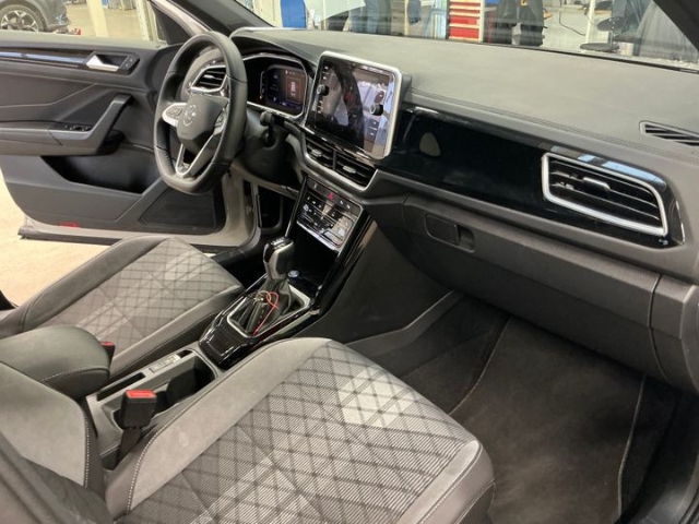 T-Roc R-Line 1.5 TSI DSG*Navi* ACC*Apple CarPlay*