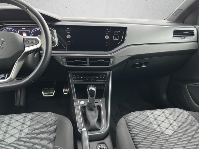 Taigo R-Line 1.5 TSI DSG*AHK*NAVI*