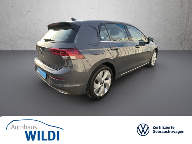 Golf Style VIII 2.0 TDI DSG Navi* LED