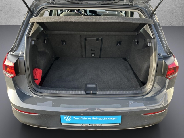 Golf Style VIII 2.0 TDI DSG Navi* LED