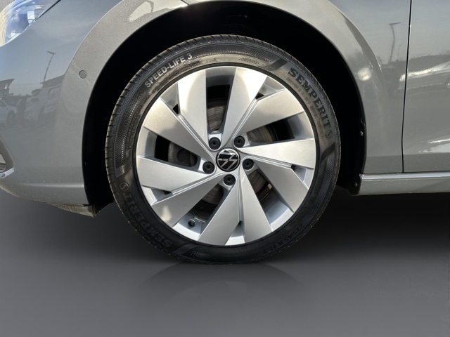 Golf Style VIII 2.0 TDI DSG Navi* LED