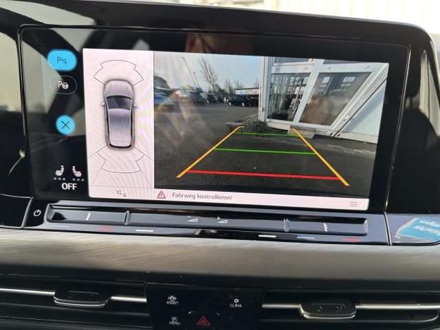 Golf Style VIII 2.0 TDI DSG Navi* LED