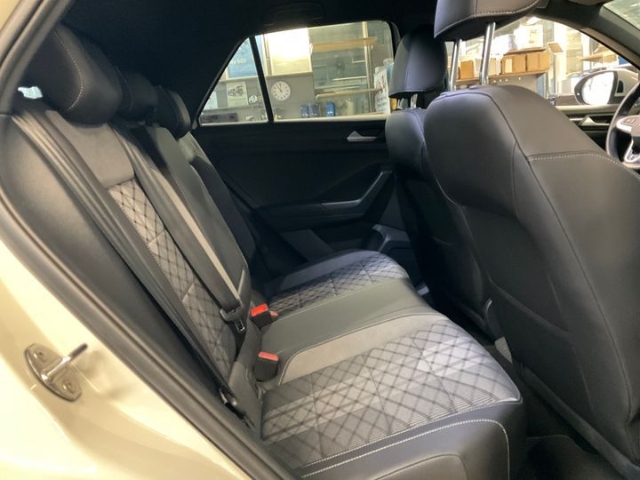 T-Roc R-Line 1.5 TSI DSG*Navi*LED*ACC*