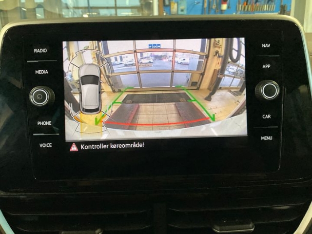 T-Roc R-Line 1.5 TSI DSG*Navi*LED*ACC*