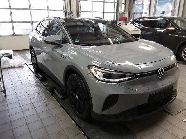 ID.4 Pro Performance 150kW*AHK*Pano*Navi*LED*ACC*