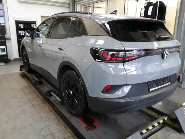 ID.4 Pro Performance 150kW*AHK*Pano*Navi*LED*ACC*