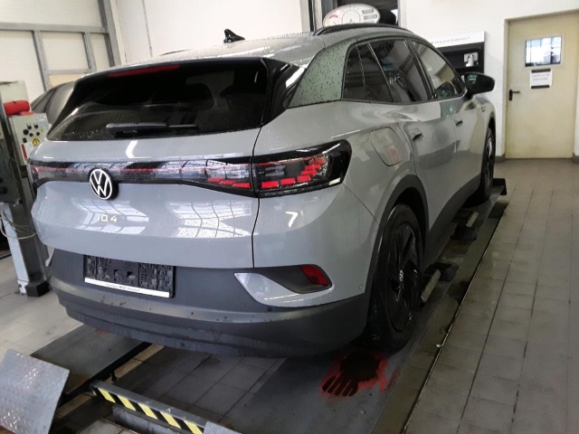 ID.4 Pro Performance 150kW*AHK*Pano*Navi*LED*ACC*