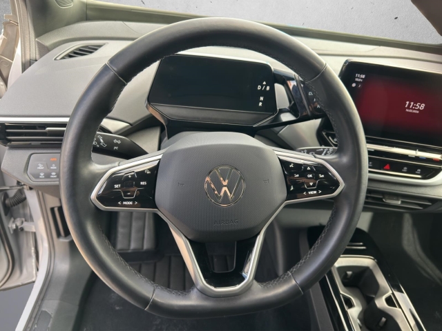 ID.4 Pro Performance 150kW*AHK*Pano*Navi*LED*ACC*