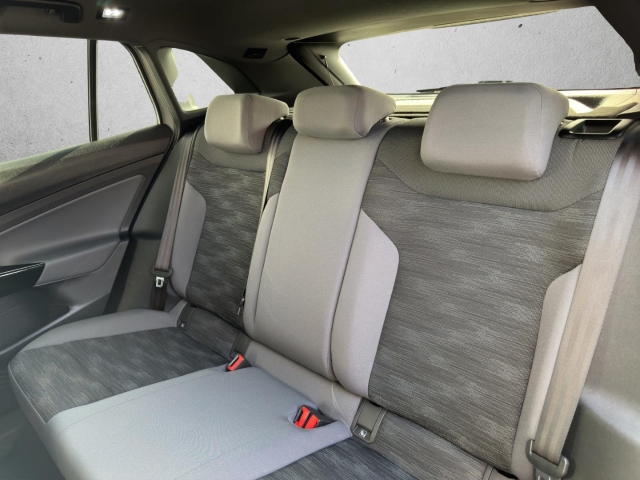 ID.4 Pro Performance 150kW*AHK*Pano*Navi*LED*ACC*