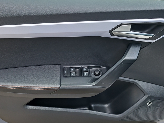 Ibiza FR 1.0 TSI FR DSG*Navi*LED*ACC*RüKa*SHZ