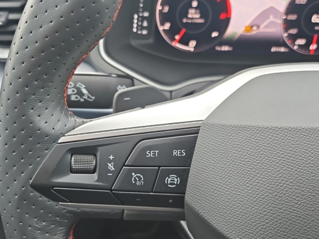 Ibiza FR 1.0 TSI FR DSG*Navi*LED*ACC*RüKa*SHZ