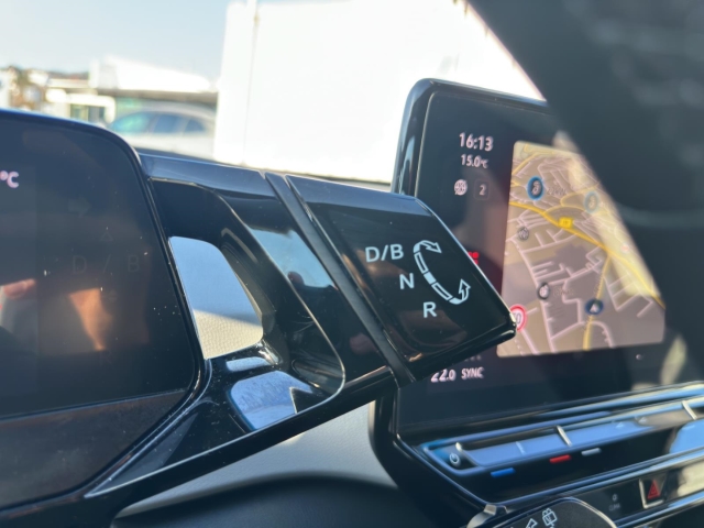 ID.3 Pro 150 kW HUD StandHZG*AHK*Navi