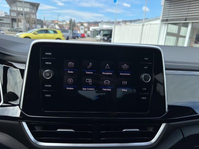 T-Roc R-Line 1.5 TSI DSG Navi *ACC*LED