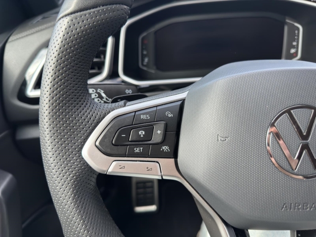 T-Roc R-Line 1.5 TSI DSG Navi *ACC*LED