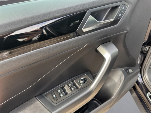 T-Roc R-Line 1.5 TSI DSG Navi *ACC*LED