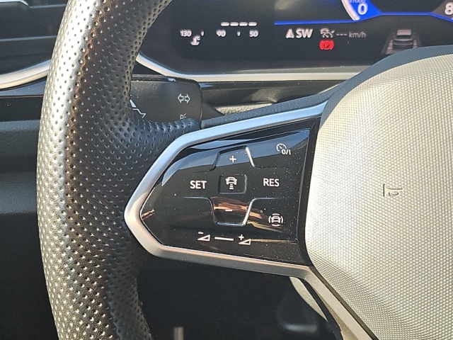 T-Roc R-Line 1.0 TSI Navi*LED*Sportpaket