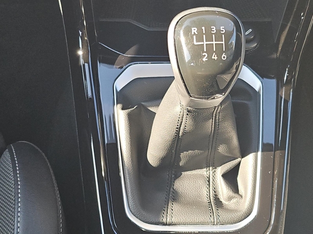 T-Roc R-Line 1.0 TSI Navi*LED*Sportpaket