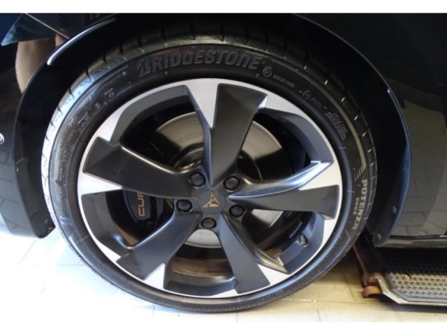 Leon SP 2.0 TSI DSG*Navi*LED*RüKa*SHZ*ACC*DCC*