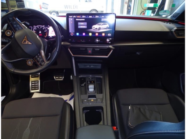 Leon SP 2.0 TSI DSG*Navi*LED*RüKa*SHZ*ACC*DCC*