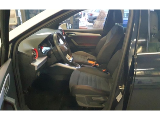 Arona FR 1.0 TSI*Navi*AHK*LED*SHZ*RüKa*