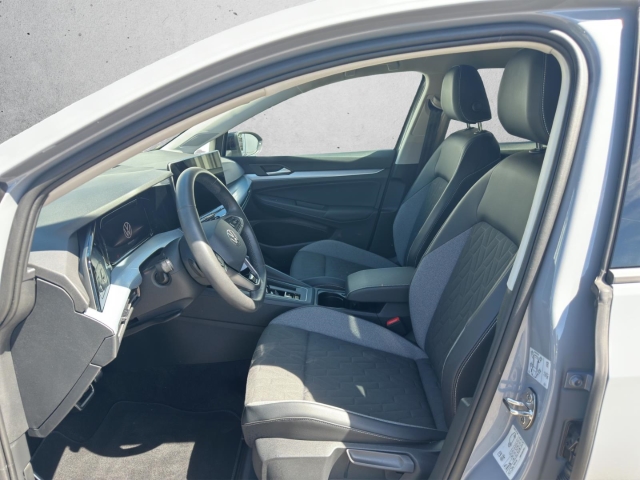 Golf Variant Life GOAL 1.5 eTSI DSG Navi*LED*ACC