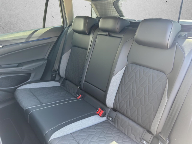 Golf Variant Life GOAL 1.5 eTSI DSG Navi*LED*ACC