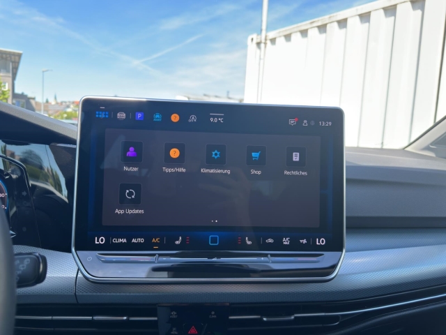 Golf Variant Life GOAL 1.5 eTSI DSG Navi*LED*ACC