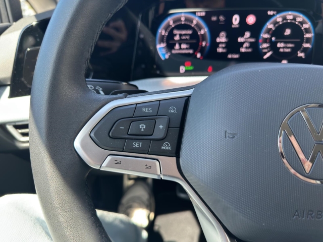 Golf Variant Life GOAL 1.5 eTSI DSG Navi*LED*ACC