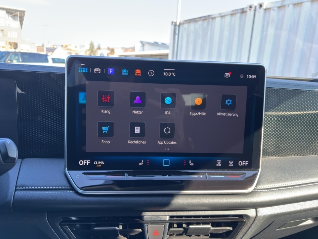 Tiguan Life GOAL 1.5 eTSI DSG Navi LED