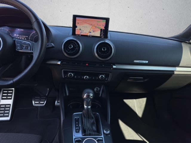 A3 Sportback Sport 2.0 TFSI Sportpaket *Navi*LED