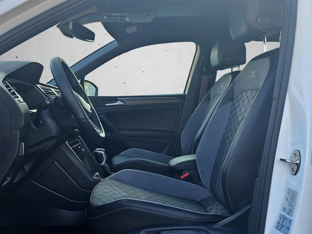 Tiguan R-Line 1.5 TSI DSG Sportpaket*Navi*LED