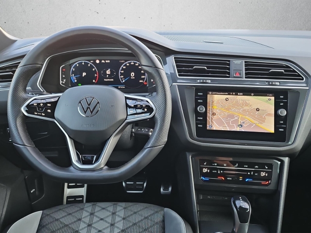 Tiguan R-Line 1.5 TSI DSG Sportpaket*Navi*LED