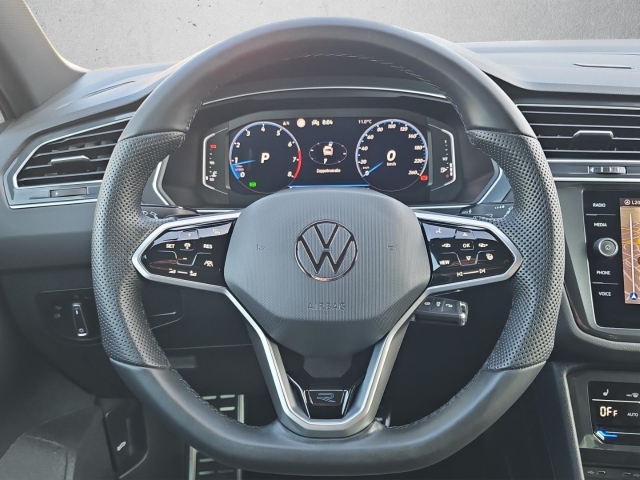 Tiguan R-Line 1.5 TSI DSG Sportpaket*Navi*LED