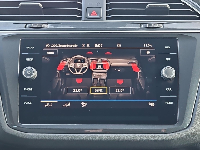 Tiguan R-Line 1.5 TSI DSG Sportpaket*Navi*LED