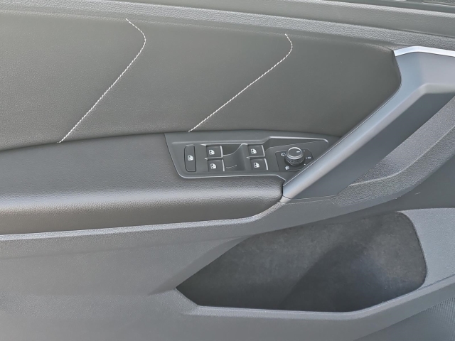 Tiguan R-Line 1.5 TSI DSG Sportpaket*Navi*LED