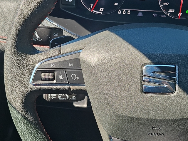 Arona FR DSG*Navi*RüKa*LED*ACC*SHZ*