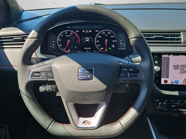 Arona FR DSG*Navi*RüKa*LED*ACC*SHZ*