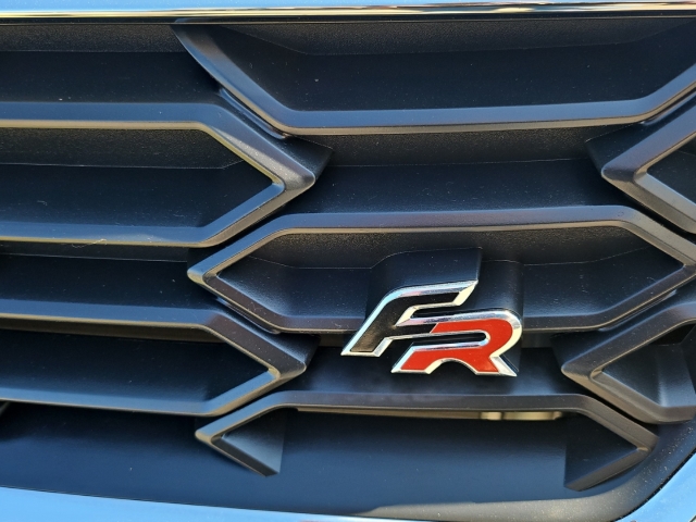 Arona FR DSG*Navi*RüKa*LED*ACC*SHZ*