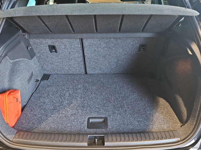 Arona FR DSG*Navi*RüKa*LED*ACC*SHZ*