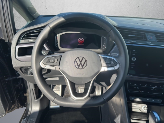 Touran 1.5 TSI Highline OPF R-line*AHK*Navi*RüKa