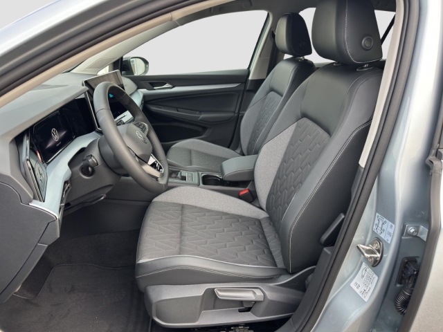 Golf VIII Energy 1.5 TSI*AHK*Navi*LED*RFK*