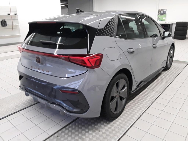 Born 62 kWh*Navi*LED*RüKa*SHZ*Temp*