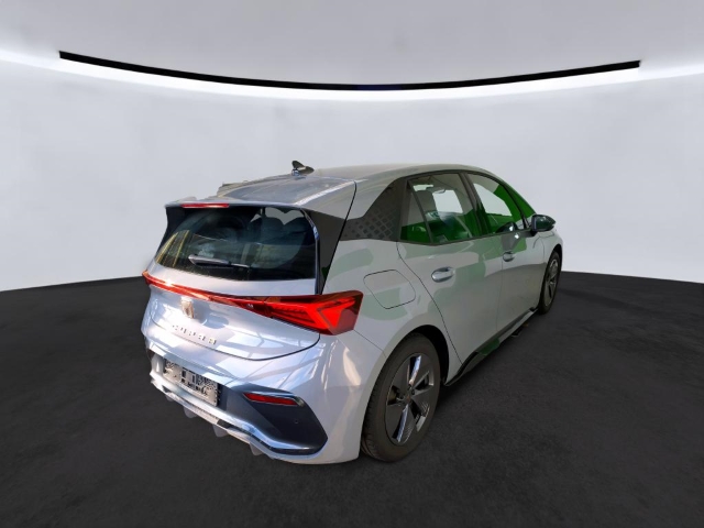 Born 62 kWh*Navi*LED*ACC*RüKa*SHZ*